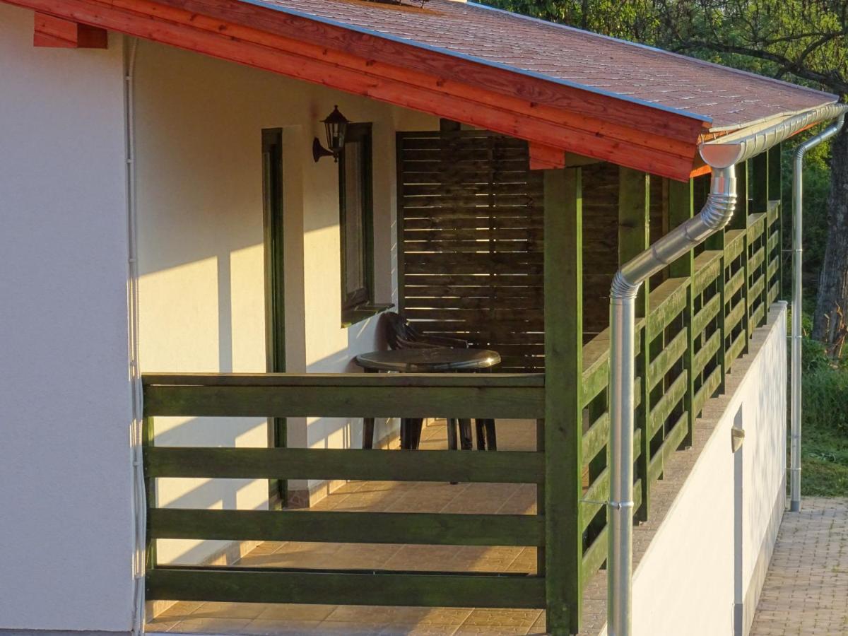 Kisrejtek Apartmanház Lispeszentadorjan Exterior foto