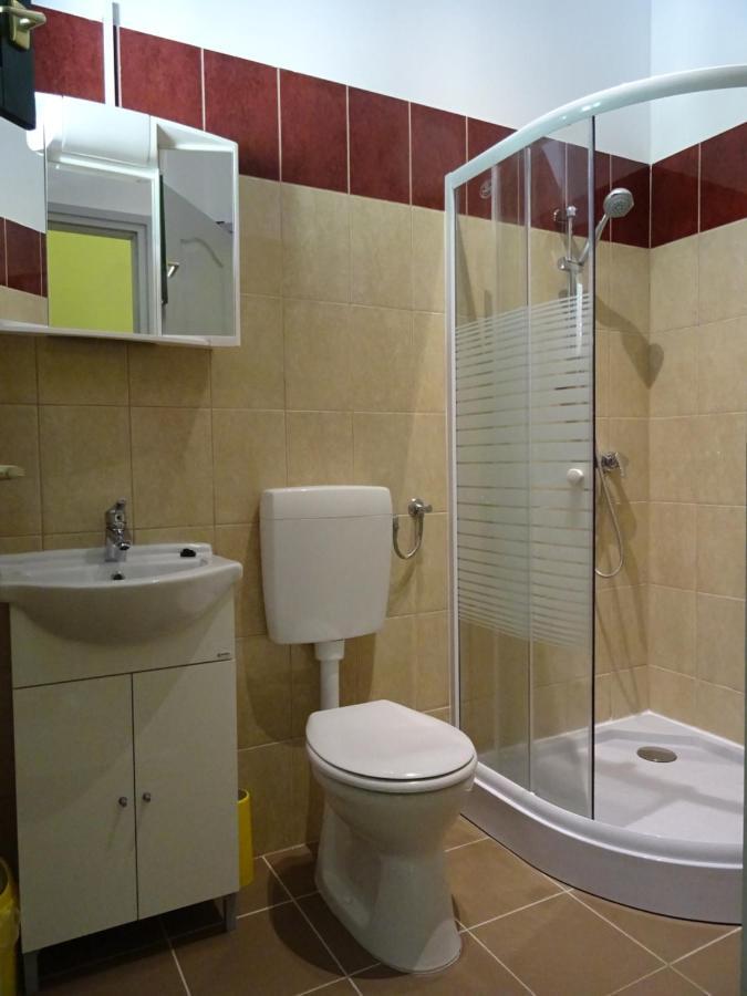 Kisrejtek Apartmanház Lispeszentadorjan Exterior foto